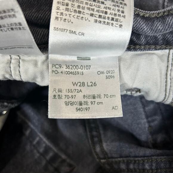 Levi's 501 Button Fly Raw Hem Jeans in Black Straight Leg High Waist Sz W28 L29 - Picture 7 of 8